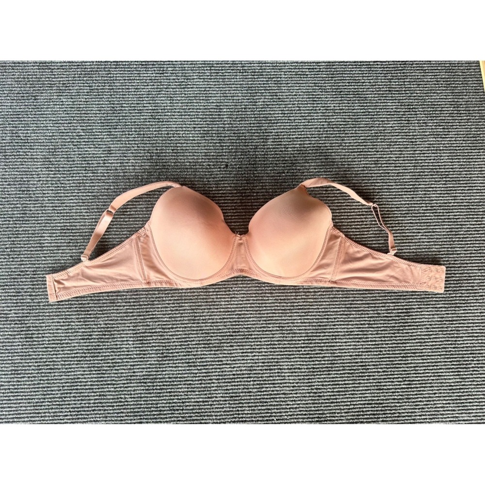 Just Be Nude Tan Underwire T-Shirt Bra 40DD Smooth Molded Cup Adjustable Straps